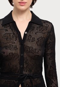 Holzweiler Camicia - black