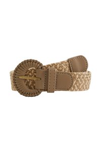 Ceinture tissée en tan avec un large tissu texturé et une boucle en cuir tressé en forme circulaire. Présente des accents en cuir lisse et une longueur ajustable.