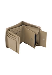 Beige leren portemonnee met een ritssluiting, meerdere kaartsleuven en twee compartimenten. Gladde textuur met een subtiele glans.