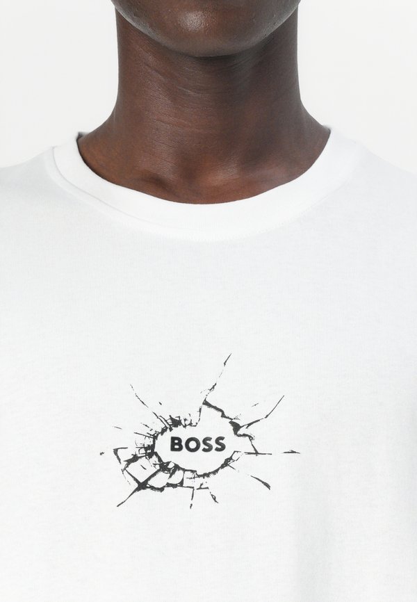 VOYAGE - Print T-shirt2