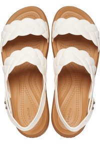 Crocs BROOKLYN WOVEN LOW WEDGE - Sandali - chalk