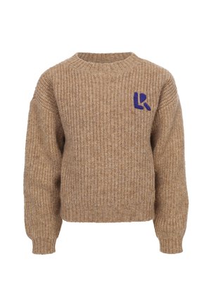 Bruine gebreide trui met een ronde hals, ribbelstructuur en lange mouwen. Heeft een blauw geborduurd logo op de linker borst.