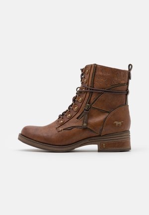 Lace-up ankle boots - cognac