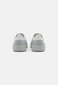 adidas Originals Sneakers - grey