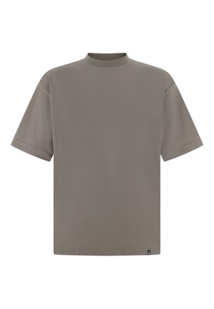T-shirt gris à manches courtes avec un col montant, en coton doux. Coupe décontractée avec une étiquette à l'ourlet. Texture lisse, design minimaliste.