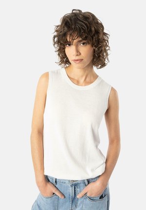 Top - white