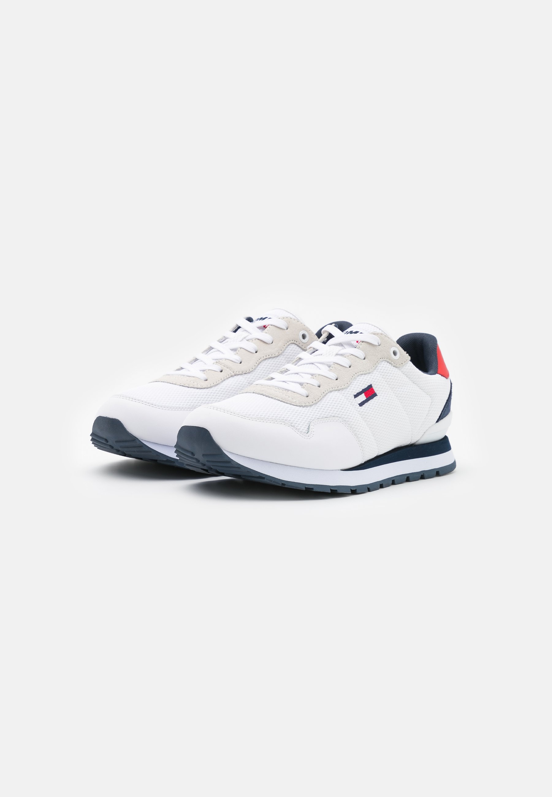 Tommy Jeans Lifestyle Mix Runner - Black - EM0EM00668BDS - sneakAvenue