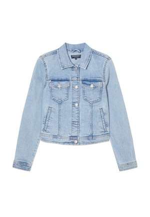 Chaqueta de mezclilla azul clara con un diseño ajustado, que cuenta con dos bolsillos en el pecho, cierre frontal con botones y un collar clásico. Textura suave.