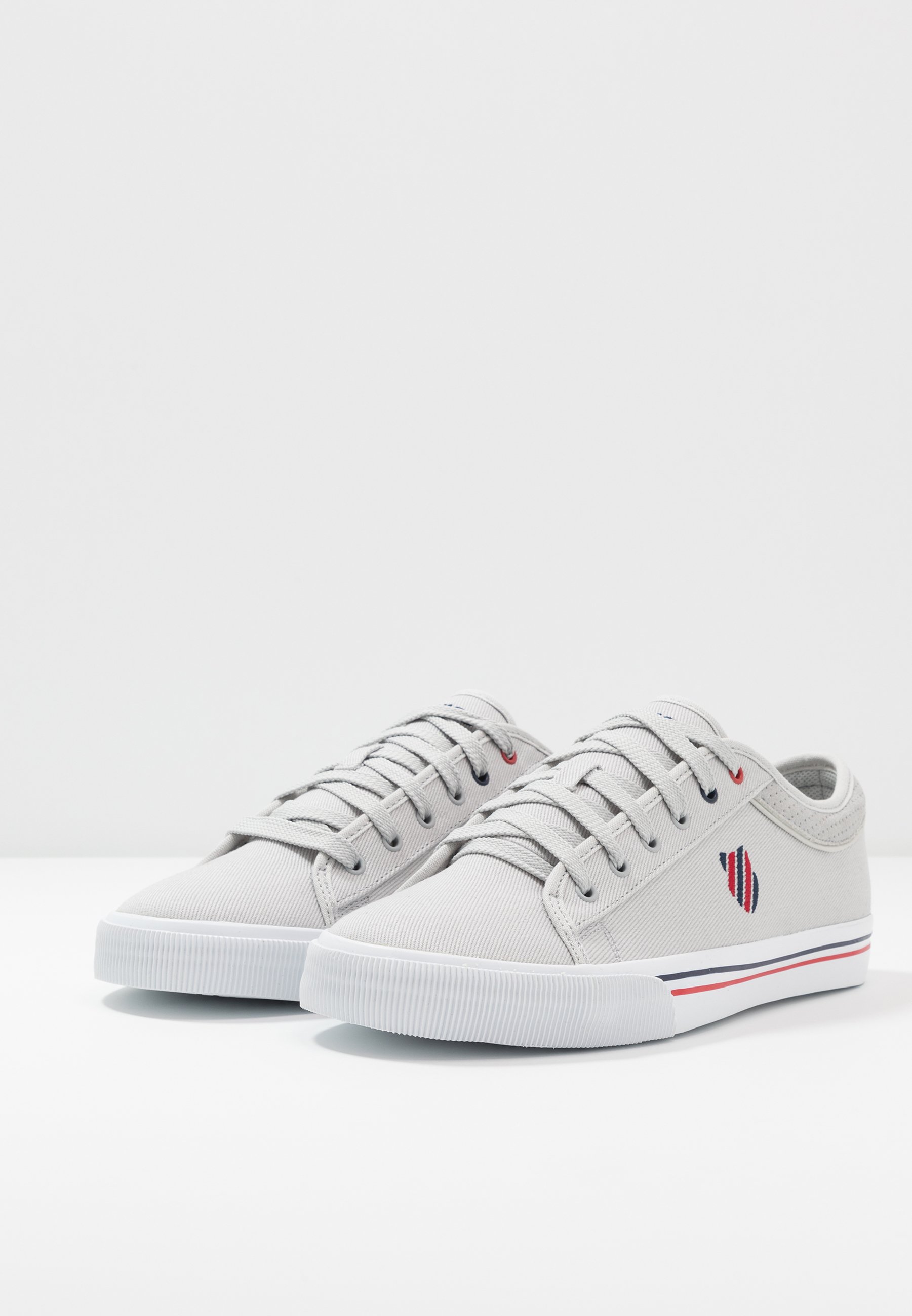 K SWISS BCV CVS Joggesko gull graycorporate Zalando.no K SWISS BCV CVS Joggesko gull graycorporate Zalando.no