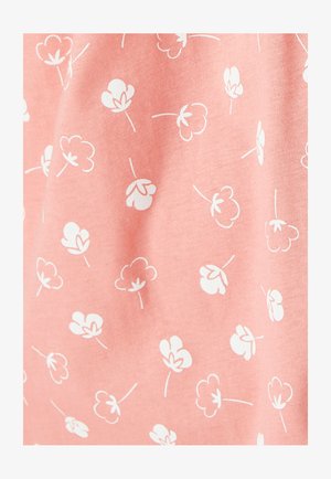 Tissu rose avec un motif répétitif de plante de coton blanche présentant des capsules de coton simples et stylisées ainsi que des tiges.