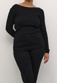 Kaffe Curve Sweter