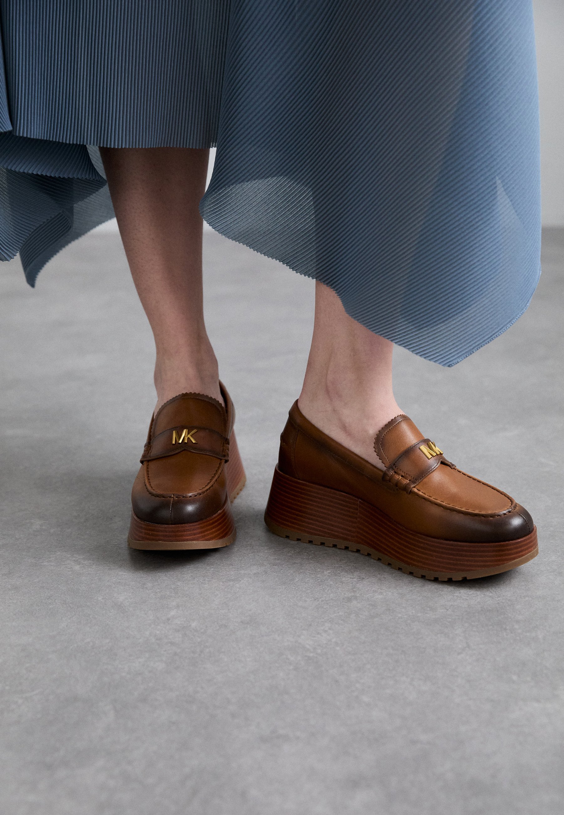 Michael Kors women’s leather wedge Brown Loafers size 10 Women main image 2