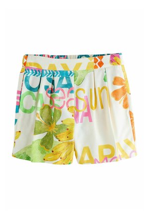 Fehér rövidnadrág redőkkel, színes virágmintákkal és vegyes, vastag sárga, zöld, kék, rózsaszín és narancssárga színű szöveggel.