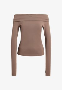 Unselected, earth strata