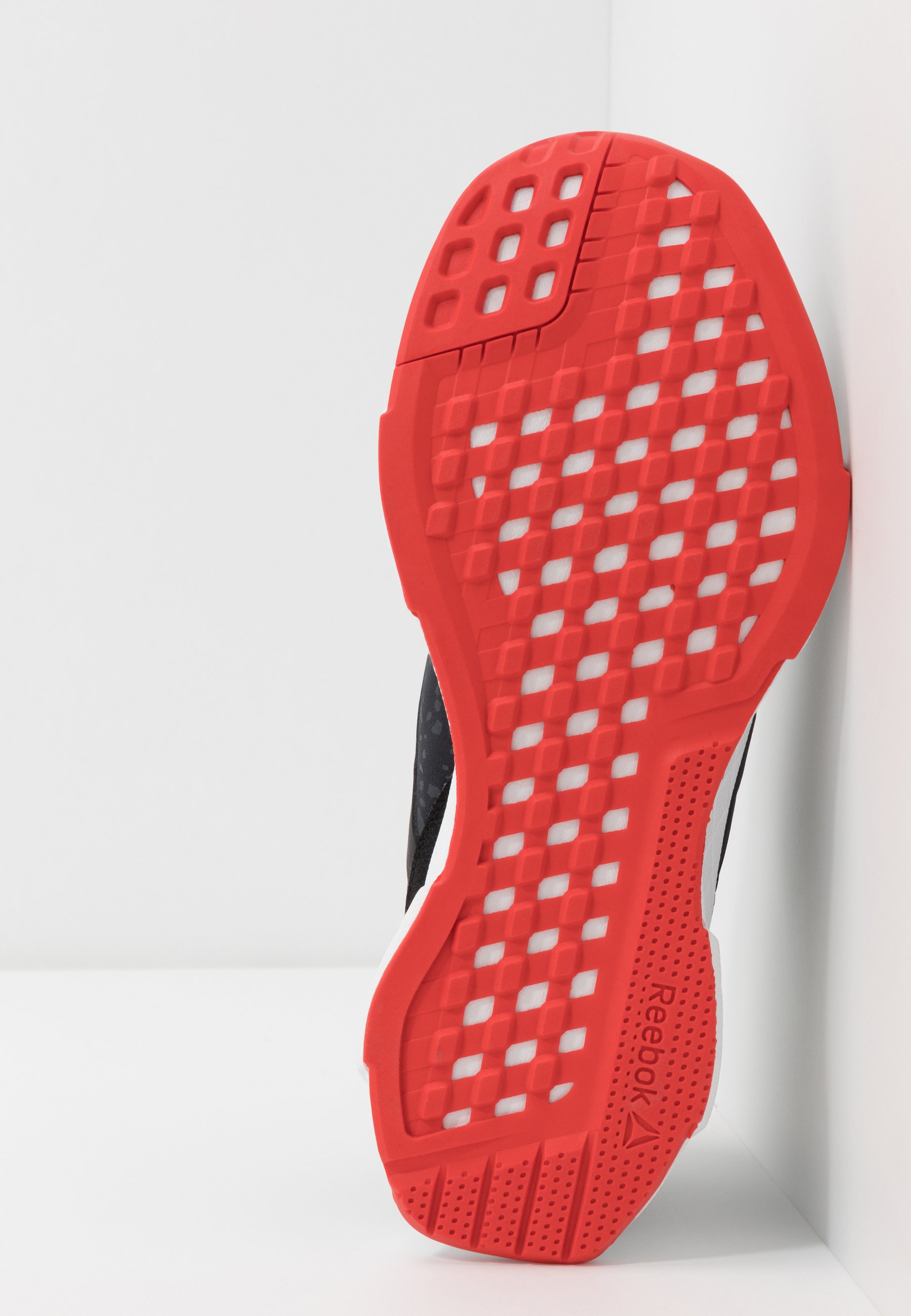 reebok a pois