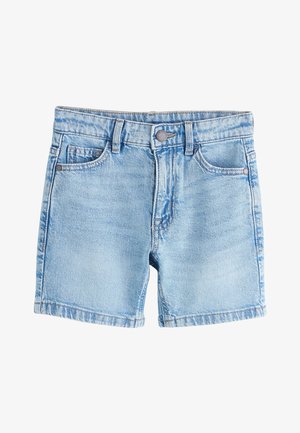 Lyseblå denimshorts med frontknap, bæltestropper og fem lommer på hvid baggrund.