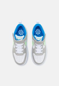 Nike Sportswear COURT BOROUGH LOW RECRAFT - Trainers - light iron ore/vapor green/white/photo blue