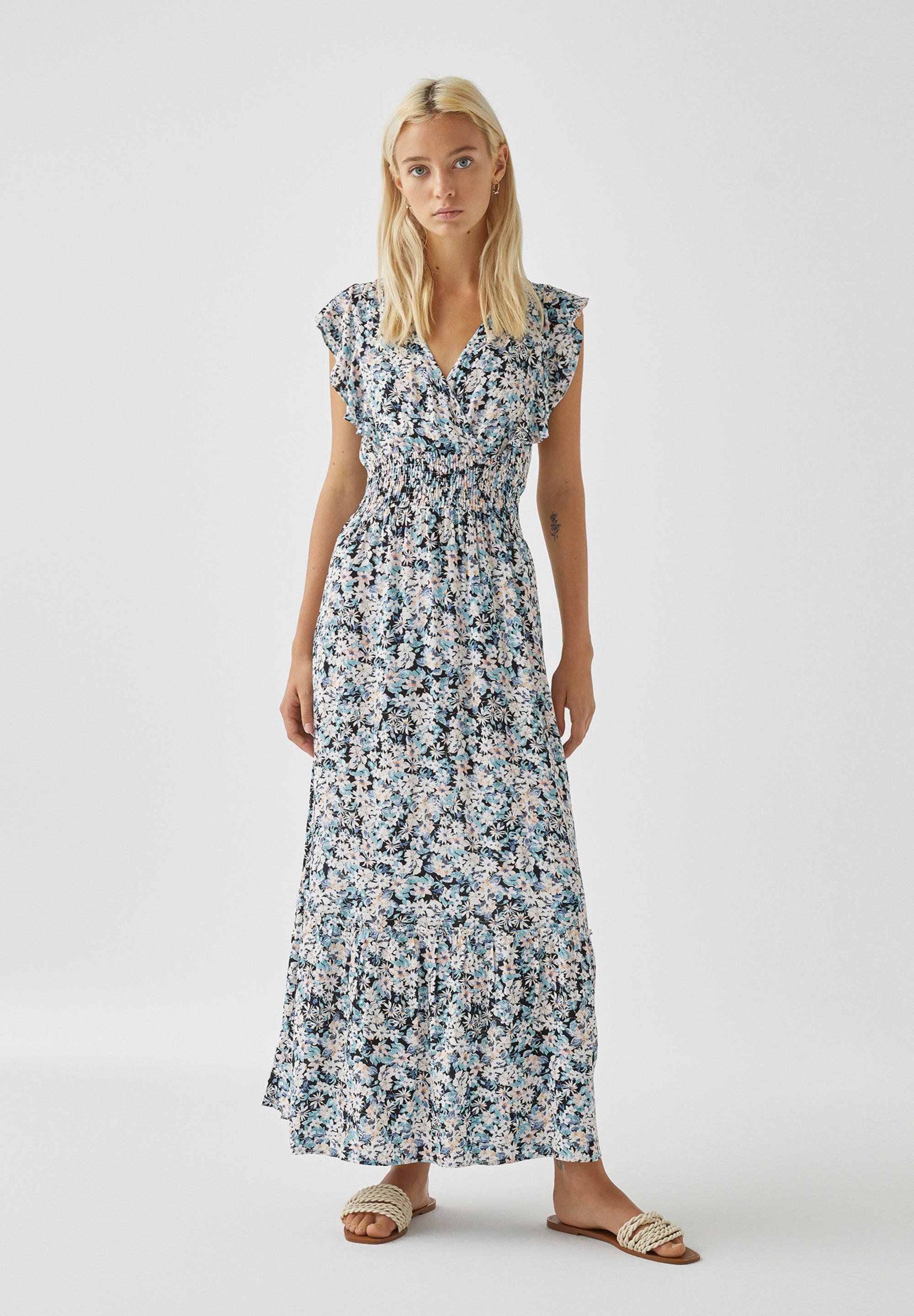 pull and bear robe longue