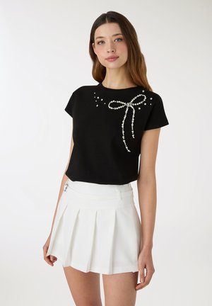 CON FIOCCO DI PERLE E STRASS - T-shirt con stampa - nero