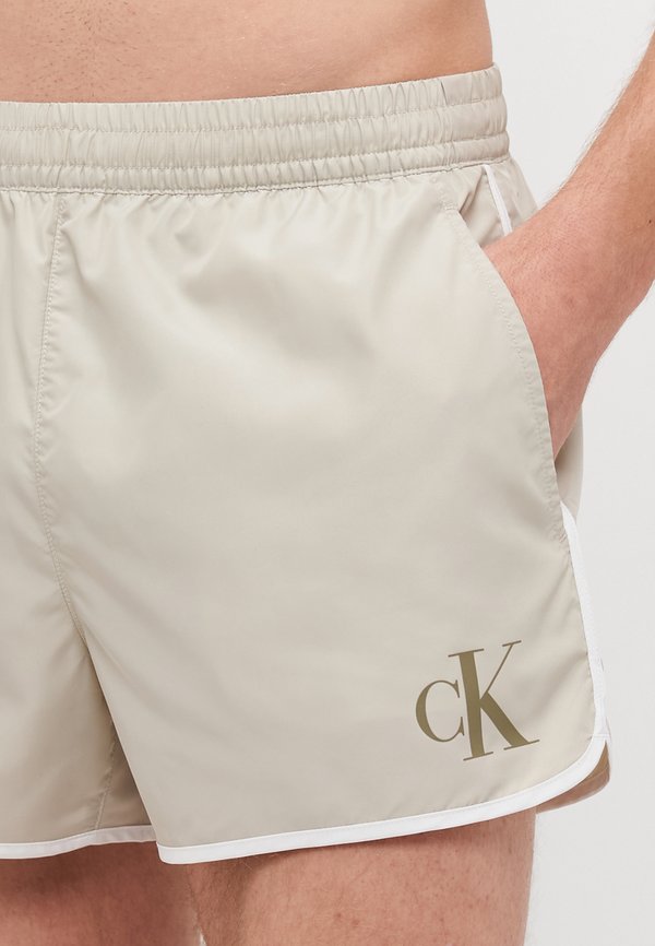 RUNNER - Swimming shorts - pelican3