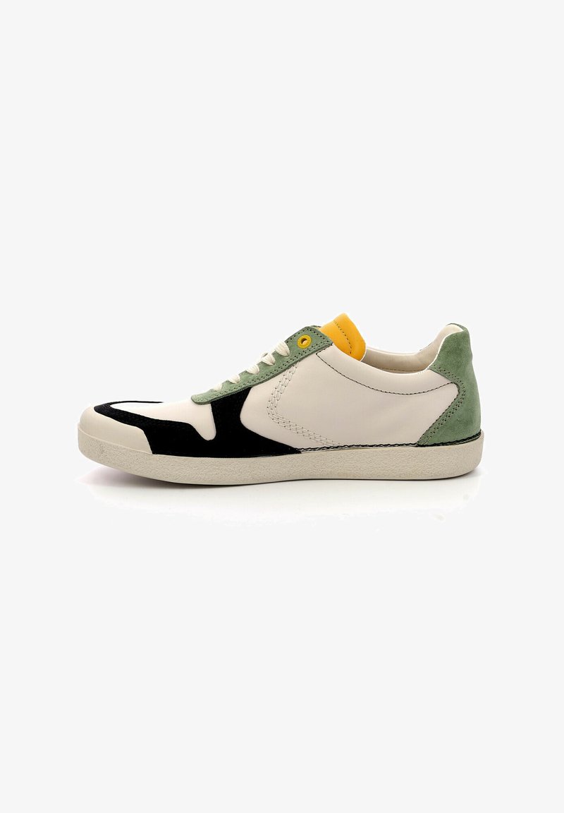 Kickers Kick Lo Leather Shoe Navy - 80s Casual Classics Kickers Kick Lo Leather Shoe Navy - 80s Casual Classics