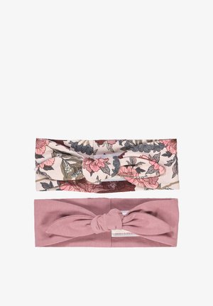 Twee stoffen haarbanden: de bovenste met een bloemenpatroon in roze en beige, met een knoopdesign; de onderste in effen stoffig roze met een gedraaide knoop.
