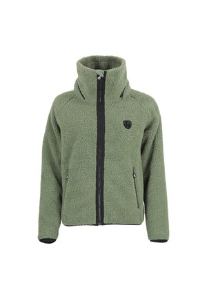 Groene sherpa fleecejas met hoge kraag, ritssluiting aan de voorkant, twee ritssluiting zijzakken en een kleine zwarte logopatch op de borst.