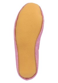 Rosa glitzernde Hausschuhsohle mit glattem, gelbem Innenfutter und runder Form. Die Kanten sind mit einem dünnen rosa Stoffbesatz versehen.