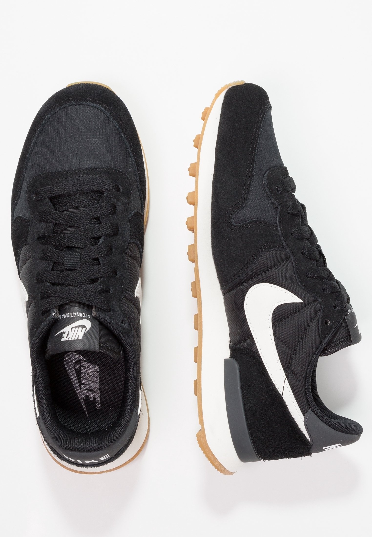 nike international nylon trainers