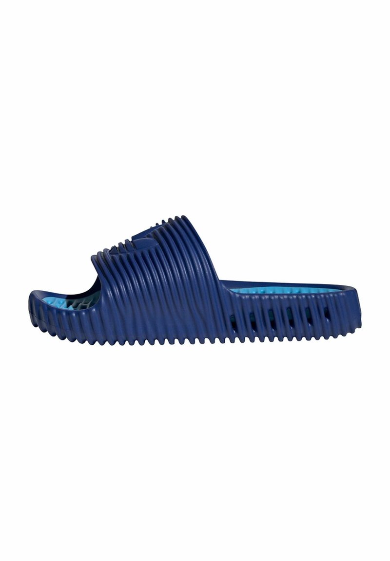 adidas Originals Badesandalen blau