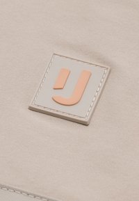 Johnny Urban JESSY - Bevásárlótáska - sand