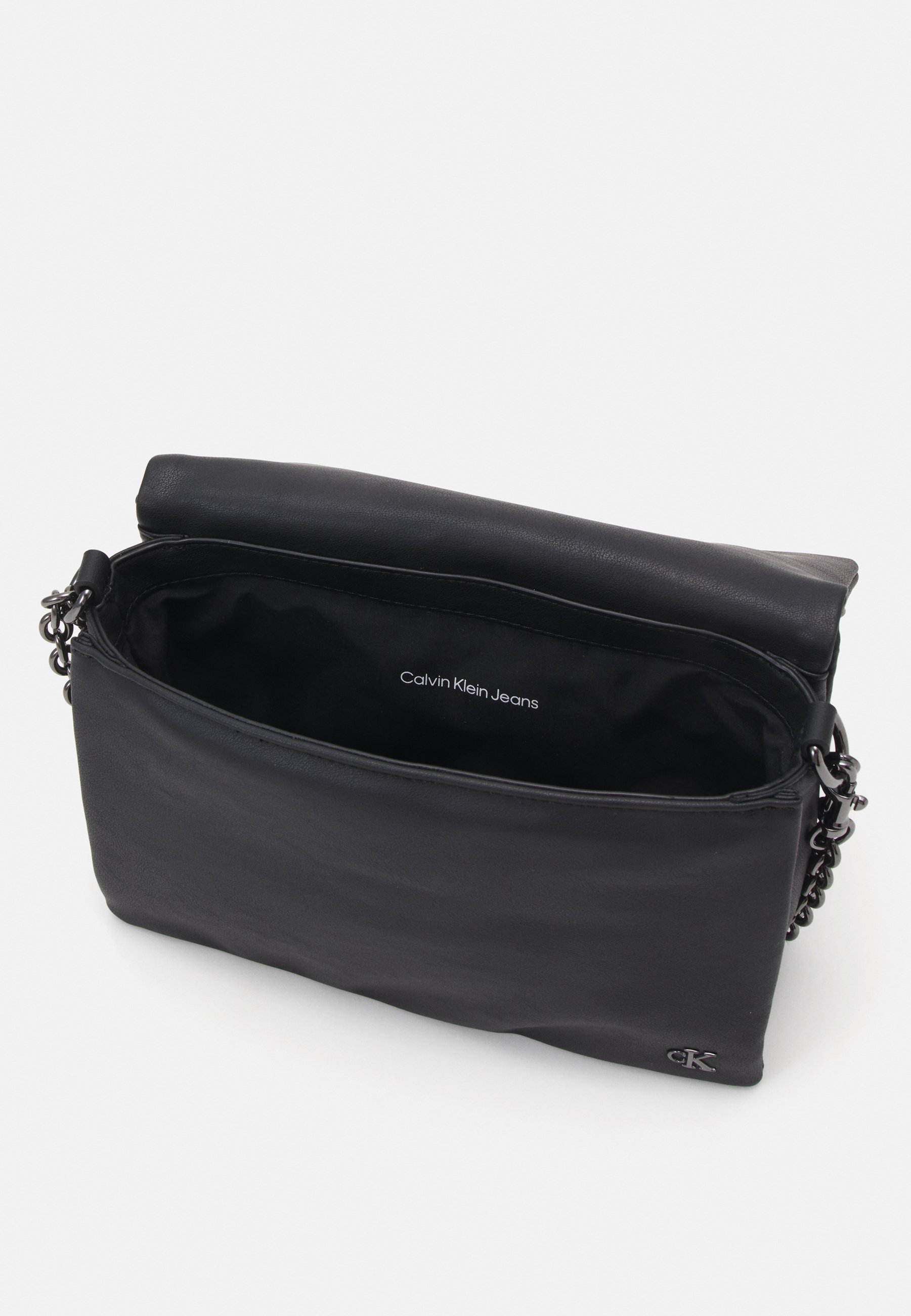【CK JEAN】MICRO MONO CHAIN WALLET CHAIN CROSSBODY BAG Calvin Klein Jeans MICRO MONO CHAIN FLAP - Cross body bag