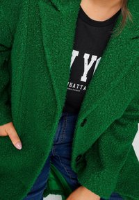 Yours Clothing Klasický kabát - green