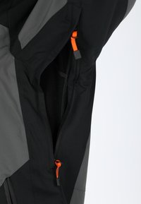 Unselected, charcoal black