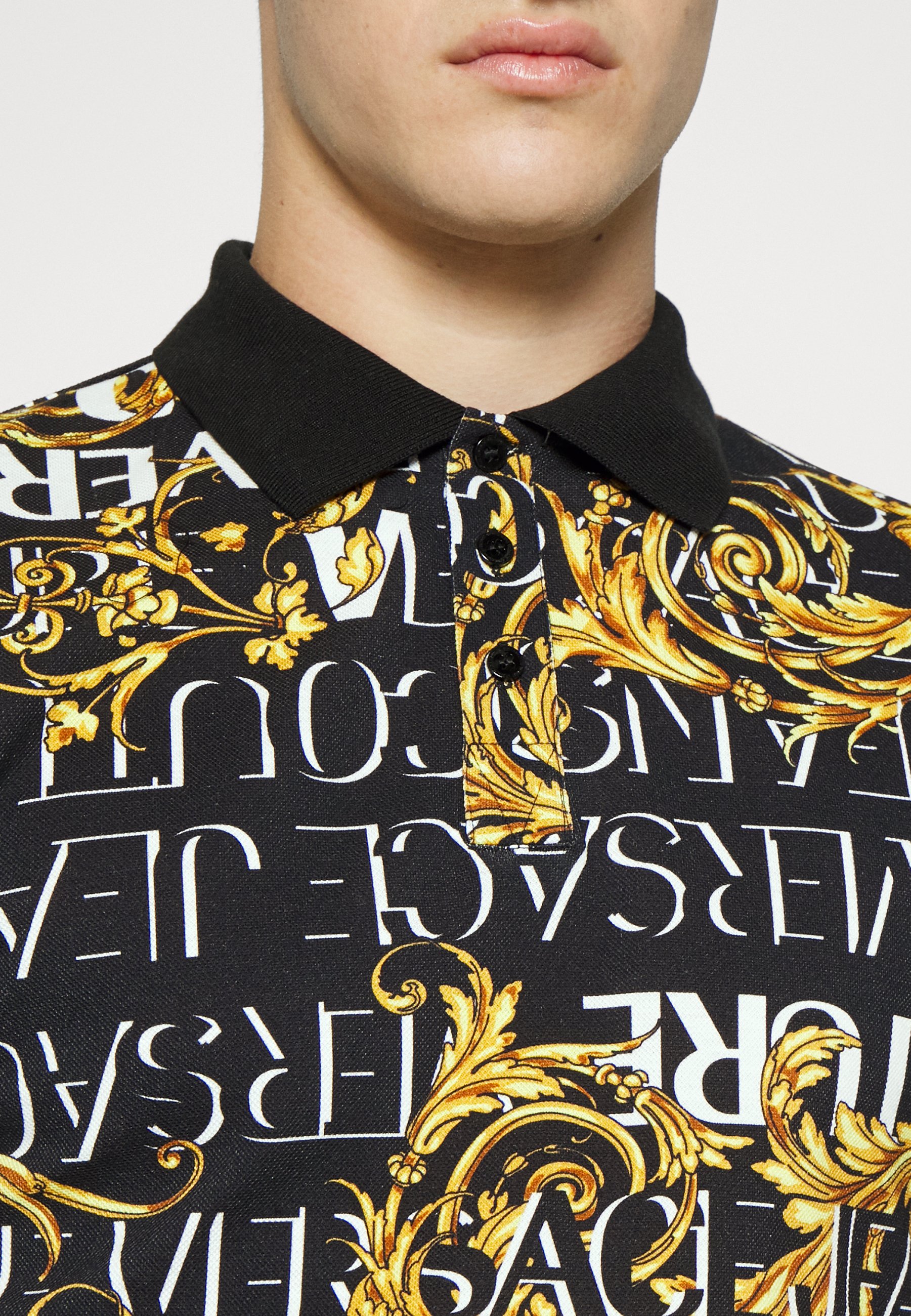 Tシャツ・カットソー VERSACE FW25 Baroque Polo Shirt (10139061A09796 1E510) Embroidered Chinese New Year Polo Shirt | VERSACE US