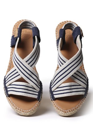 TINA - Plateausandaler - ecru-navy