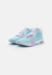 Nike Performance LEBRON WITNESS - Basketbola apavi - glacier blue/white/light armory blue