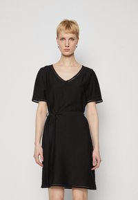 ONLY Tall - ONLCELINE PAULA V NECK DRESS  - Päevakleit - black Väikepilt 1