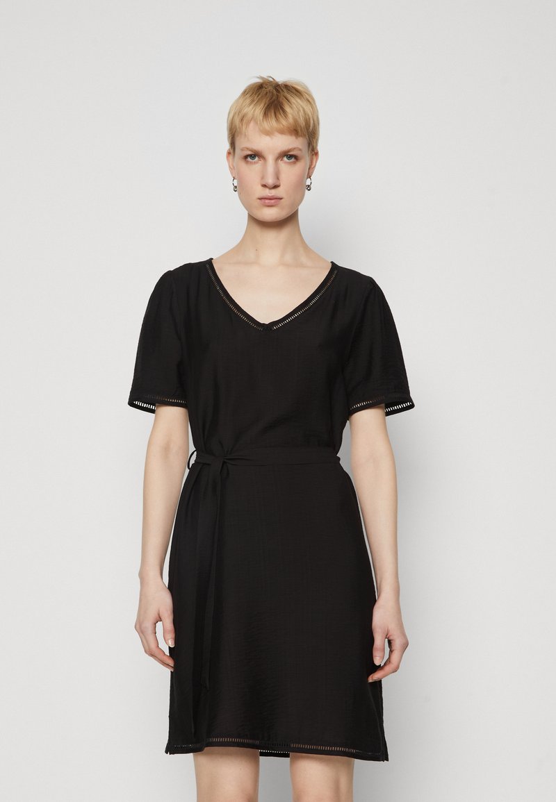 ONLY Tall - ONLCELINE PAULA V NECK DRESS  - Päevakleit - black, Suurenda