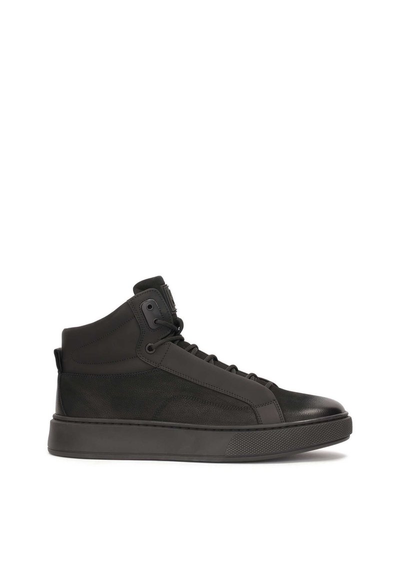 Kazar PATEL - Tossud - black