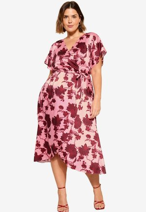 REGULAR FIT - Vapaa-ajan mekko - pink