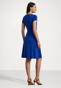 Lauren Ralph Lauren KARLEE SURPLICE JERSEY DRESS - Laisvo kirpimo suknelė - new sapphire