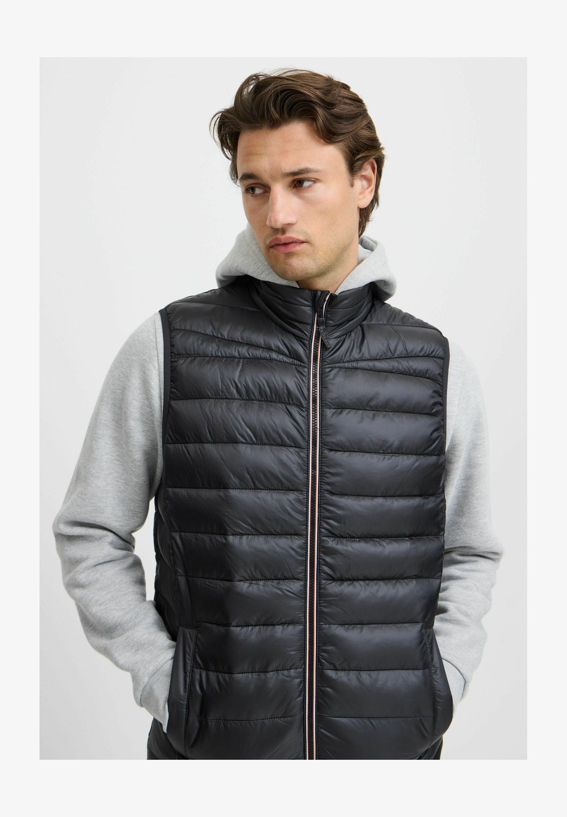 Blend Gilet Uomo In Nylon 100% – Senza Maniche, Chiusura Con Cerniera, Lavabile In Lavatrice, Pratico E Sportivo