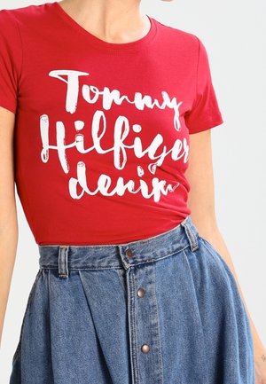 T-shirt print - red