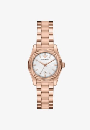 Roségoldene Metall-Uhr mit strukturiertem Rahmen, weißem Perlmutt-Zifferblatt, Stundenmarkierungen und Datumsanzeige bei der 6-Uhr-Position.