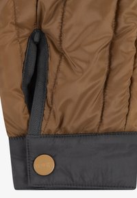 Levi's® REVERSIBLE QUILTED SHACKET - Talvitakki - pirate black