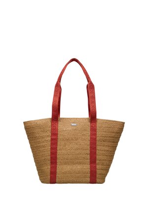 Gevlochten stro tote tas met brede rode stoffen handgrepen met gegraveerde tekst "ROXY", trapeziumvorm, en klein metalen merkteken.