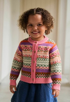 Multikleurige gebreide cardigan met patronen in roze, groen, paars en crème; knoopsluiting, geribde manchetten en zoom.