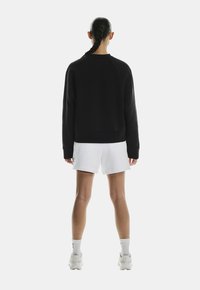 On FOCUS TECH CREW - Sweatshirt - black