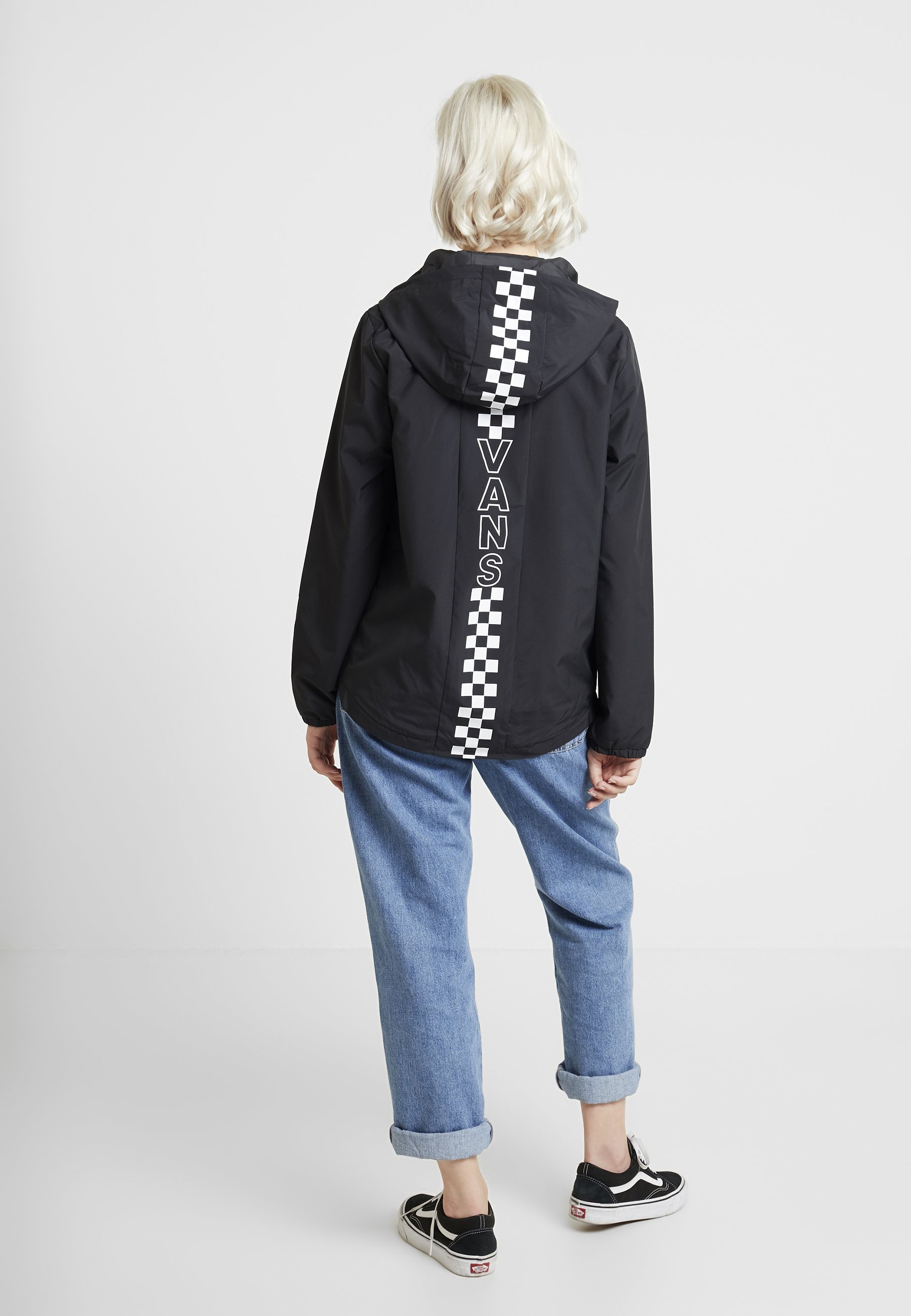 vans on point anorak